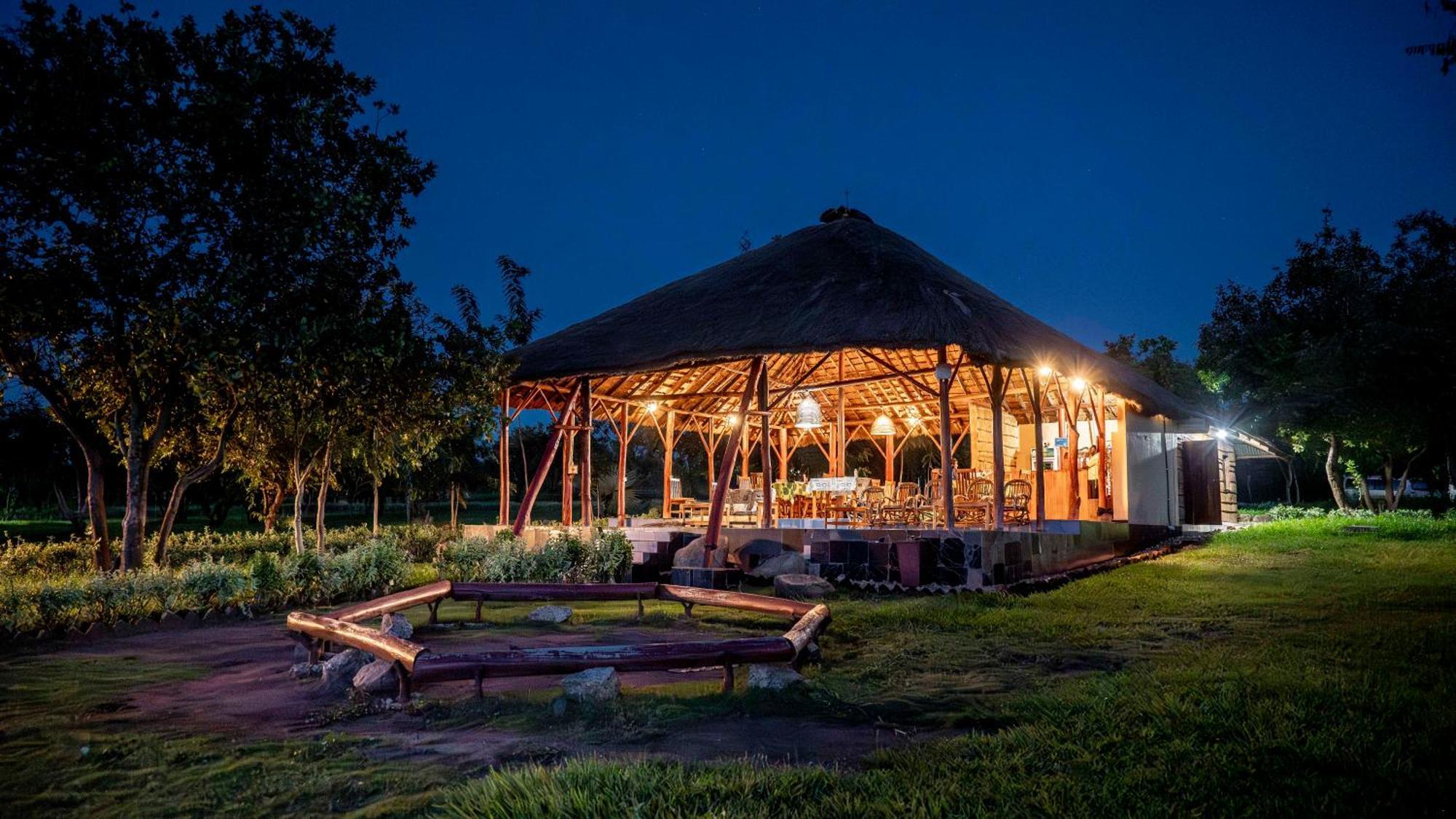 Mama Washindi Lodge Pakwach Kültér fotó